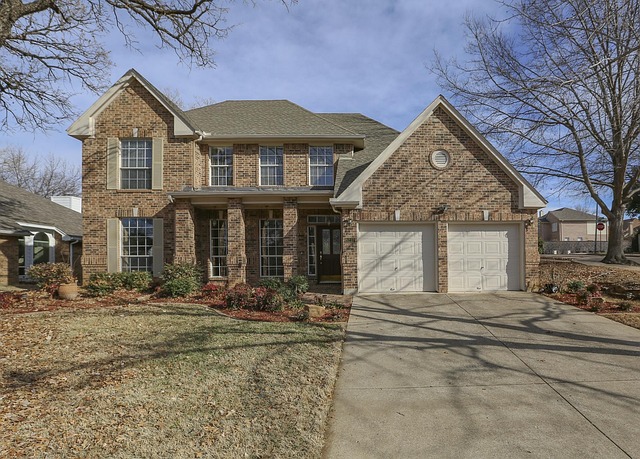 Curb Appeal Boosters: Easy Ways to Enhance Your Home's Exterior