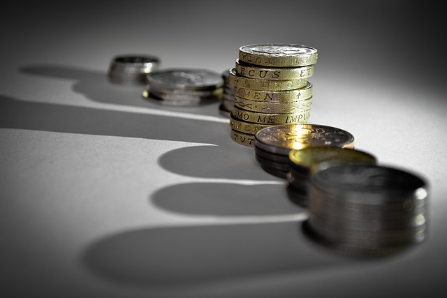 Top 10 Financial Goals Everyone Should Set This Year